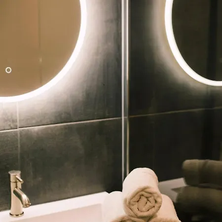 Stadsvilla Luxe 5 Sterren Appartement, Wilhelmina Appartement Tilburg