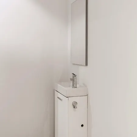 Stylish Center