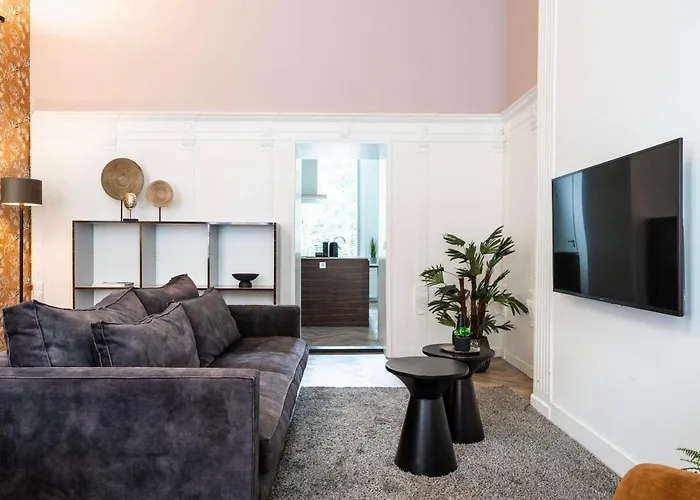 Stylish Center Tilbourg